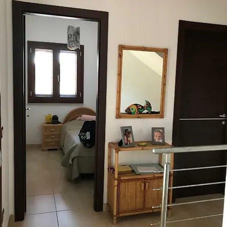 A 100 Mt Dal Mare Βίλα